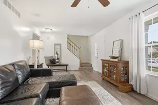 131 N Gadwall Ln, Downs, IL 61736 - Photo 5