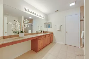 1155 Georgetown Way, Vernon Hills, IL 60061 - Photo 21