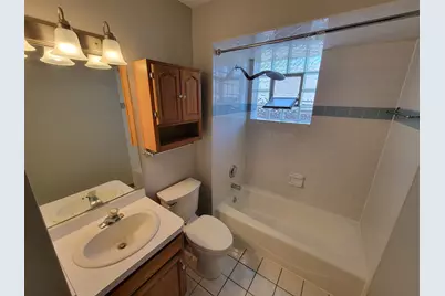 7411 N Claremont Avenue #2W, Chicago, IL 60645 - Photo 23