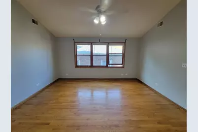 7411 N Claremont Avenue #2W, Chicago, IL 60645 - Photo 5