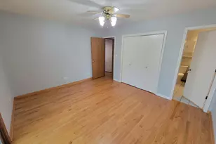 7411 N Claremont Ave, Chicago, IL 60645 - Photo 11
