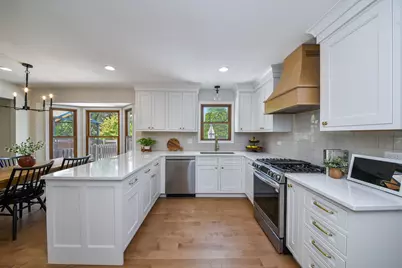 25W184 Setauket Avenue, Naperville, IL 60540 - Photo 5