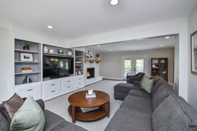 25W184 Setauket Avenue, Naperville, IL 60540 - Photo 9