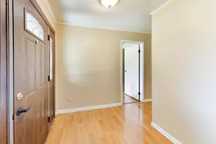 7420 Gladiola Ave, Hanover Park, IL 60133 - Photo 3