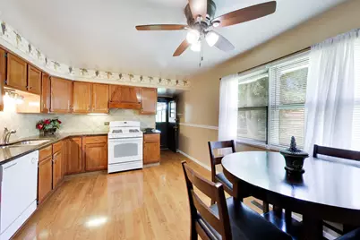 7420 Gladiola Avenue, Hanover Park, IL 60133 - Photo 11