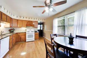 7420 Gladiola Ave, Hanover Park, IL 60133 - Photo 11