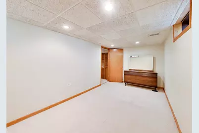 7420 Gladiola Avenue, Hanover Park, IL 60133 - Photo 19