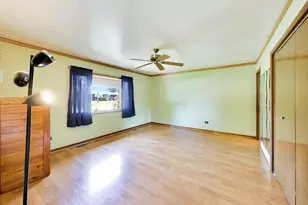 7420 Gladiola Ave, Hanover Park, IL 60133 - Photo 5