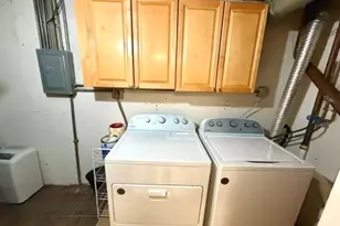 1929 Songsparrow Ct, Schaumburg, IL 60173 - Photo 15