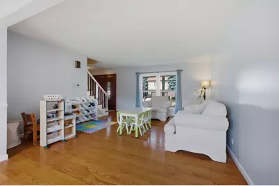 953 Moccasin Court, Carol Stream, IL 60188 - Photo 3