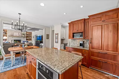 1160 Midwest Lane, Wheaton, IL 60189 - Photo 13