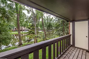 8127 Chestnut Dr, Palos Hills, IL 60465 - Photo 7