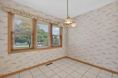 6207 Carriage Green Way #0, Rockford, IL 61108 - Photo 7