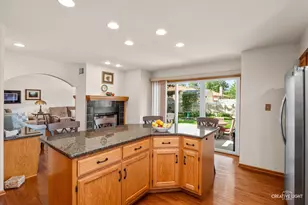 1011 Erins Glen Dr, Joliet, IL 60431 - Photo 11