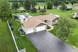 864 Campton Dr, Rockford, IL 61102 - Photo 7