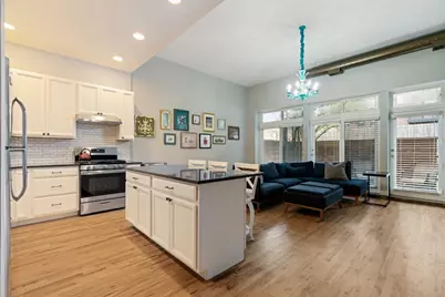1760 W Wrightwood Avenue #103, Chicago, IL 60614 - Photo 3