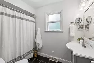 552 Burton Ave, Highland Park, IL 60035 - Photo 13