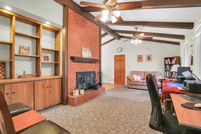 1116 Newbury Road, Champaign, IL 61821 - Photo 5