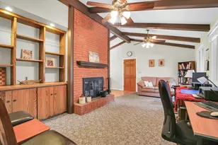 1116 Newbury Rd, Champaign, IL 61821 - Photo 5