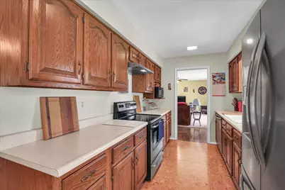 1116 Newbury Road, Champaign, IL 61821 - Photo 3