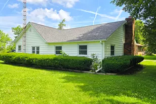 2769 Old 51 Rd, Sandoval, IL 62882 - Photo 5