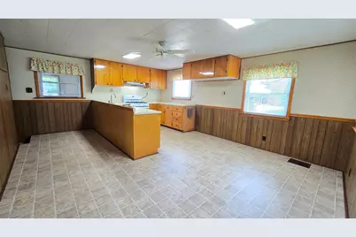 2769 Old 51 Road, Sandoval, IL 62882 - Photo 23