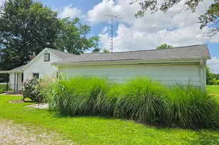 2769 Old 51 Rd, Sandoval, IL 62882 - Photo 7
