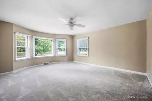 316 S Elmwood Dr, Aurora, IL 60506 - Photo 23
