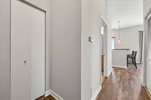 3920 N Sheridan Rd, Chicago, IL 60613 - Photo 5