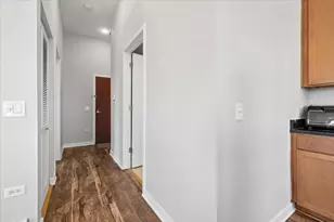 3920 N Sheridan Rd, Chicago, IL 60613 - Photo 19