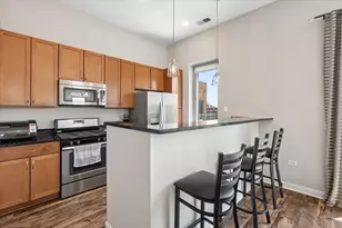3920 N Sheridan Rd, Chicago, IL 60613 - Photo 11