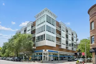 3920 N Sheridan Rd, Chicago, IL 60613 - Photo 1
