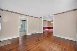 121 W 6th St, Byron, IL 61010 - Photo 5