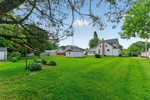 121 W 6th St, Byron, IL 61010 - Photo 29