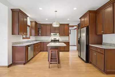 202 W Willow Street, Lombard, IL 60148 - Photo 3