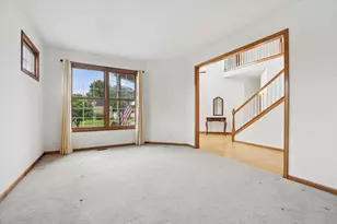 202 W Willow St, Lombard, IL 60148 - Photo 5