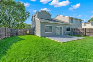 1483 N Pembroke Dr, South Elgin, IL 60177 - Photo 27