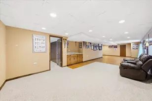 1161 Scarlet Oak Cir, Aurora, IL 60506 - Photo 33