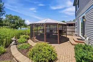 1161 Scarlet Oak Cir, Aurora, IL 60506 - Photo 37