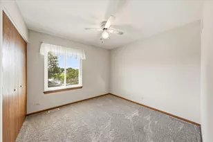 1161 Scarlet Oak Cir, Aurora, IL 60506 - Photo 29