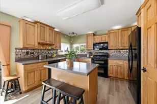 1161 Scarlet Oak Cir, Aurora, IL 60506 - Photo 9