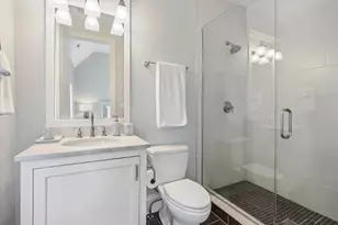 15W047 60th St, Burr Ridge, IL 60527 - Photo 17