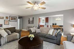 9513 Ballard Rd, Crystal Lake, IL 60014 - Photo 5