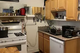 640 W Roscoe St, Chicago, IL 60613 - Photo 11