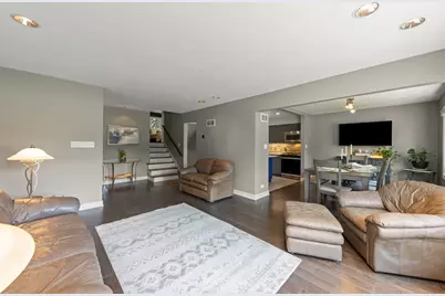 4401 Florence Avenue, Downers Grove, IL 60515 - Photo 5