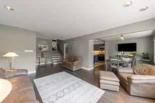 4401 Florence Ave, Downers Grove, IL 60515 - Photo 5