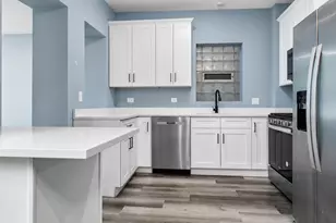 7005 S Eberhart Ave, Chicago, IL 60637 - Photo 5
