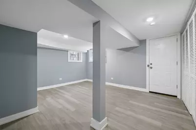 7005 S Eberhart Avenue, Chicago, IL 60637 - Photo 13