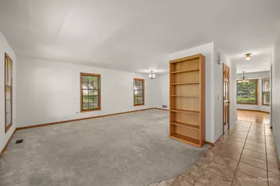 221 Foxmoor Road, Fox River Grove, IL 60021 - Photo 3