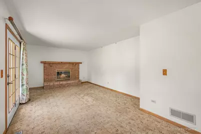 221 Foxmoor Road, Fox River Grove, IL 60021 - Photo 13